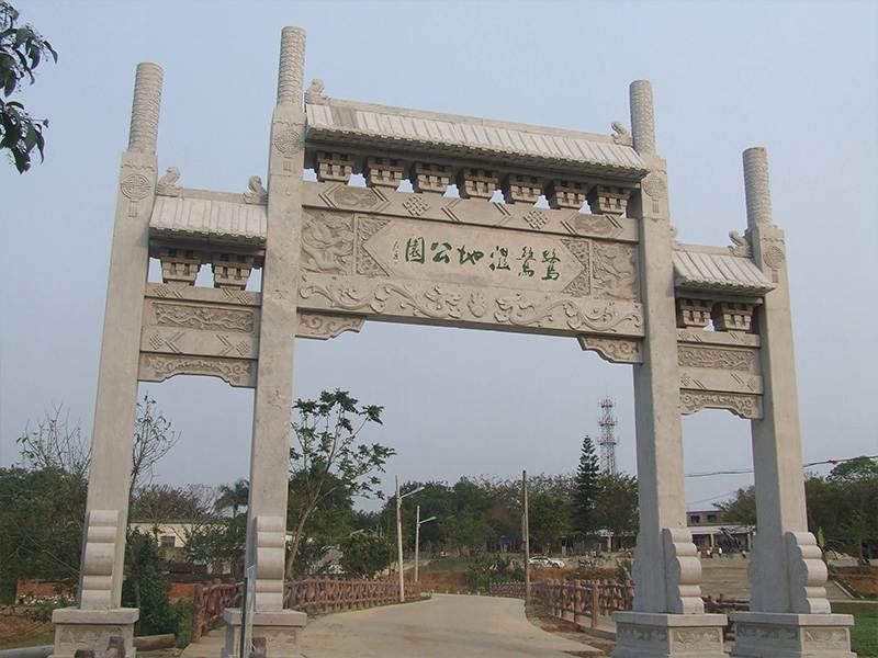 三門三樓石牌坊價(jià)格